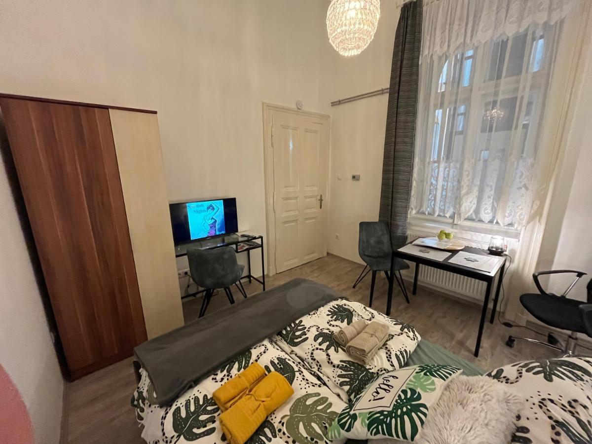 Garibaldik Apartman Budapest Ngoại thất bức ảnh