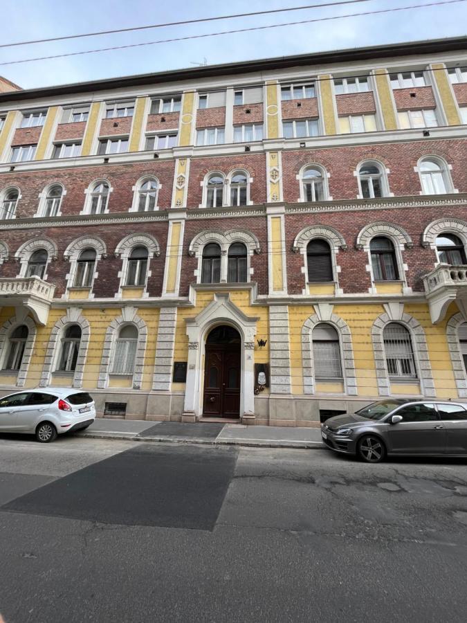 Garibaldik Apartman Budapest Ngoại thất bức ảnh