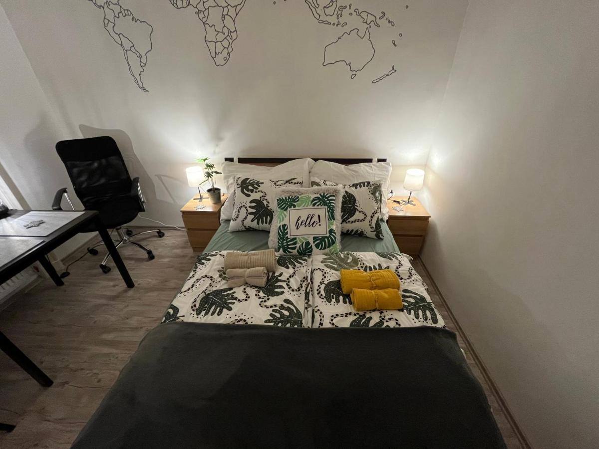 Garibaldik Apartman Apartment Budapest Ngoại thất bức ảnh