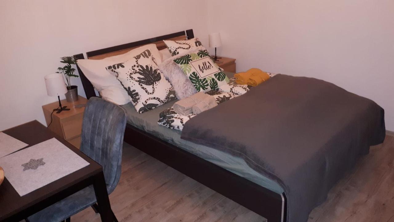 Garibaldik Apartman Apartment Budapest Ngoại thất bức ảnh